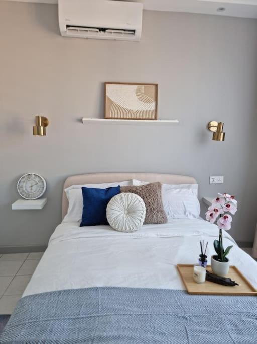 The Cotton Bleu Homestay Kuala Terengganu Bagian luar foto