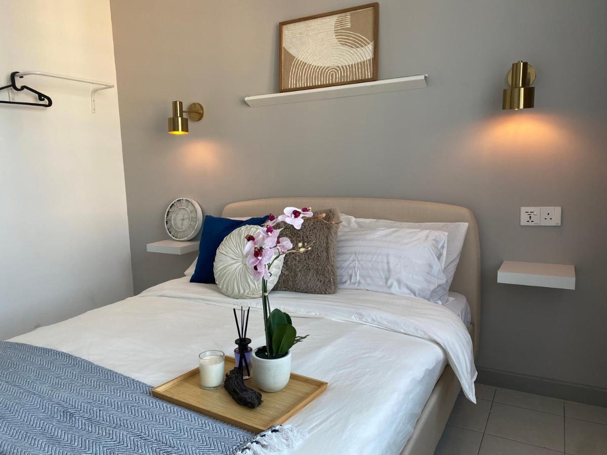 The Cotton Bleu Homestay Kuala Terengganu Bagian luar foto