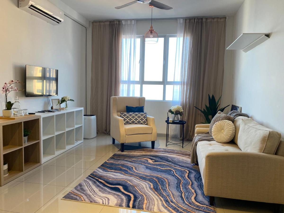 The Cotton Bleu Homestay Kuala Terengganu Bagian luar foto