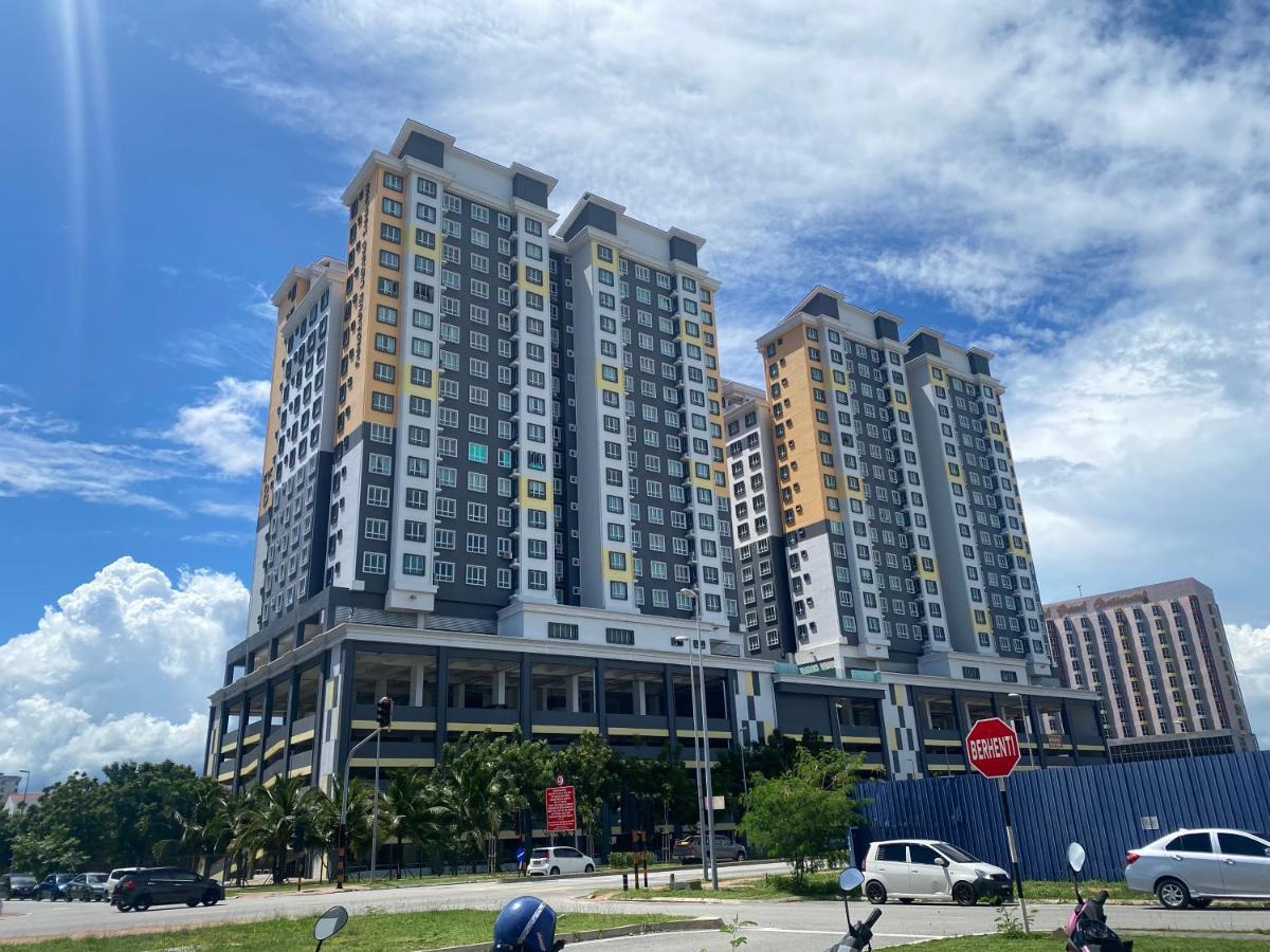 The Cotton Bleu Homestay Kuala Terengganu Bagian luar foto